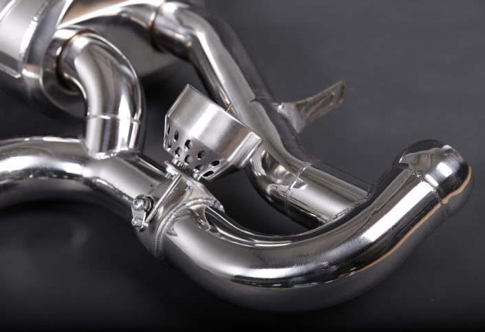 Aston Martin Vantage exhaustsystem and sport catalysts | Wheelsandmore