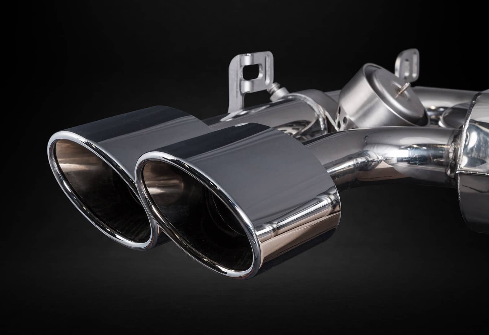 Jaguar F-Type exhaust with TUV approvement | Wheelsandmore
